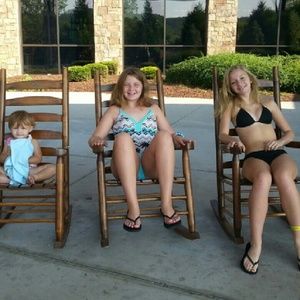 Meet your Posher, Lakeisha