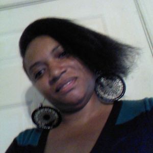 Meet your Posher, Moneca