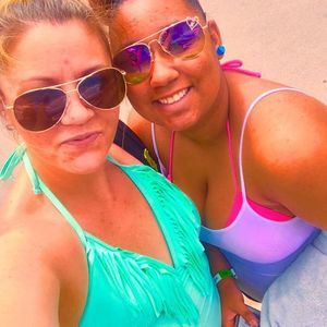 Meet your Posher, Jacqueline