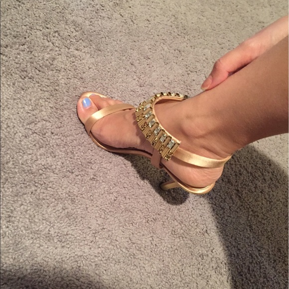 ⛔️SOLD⛔️Badgley Mischka Kallan ankle strap sandals - Picture 5 of 5