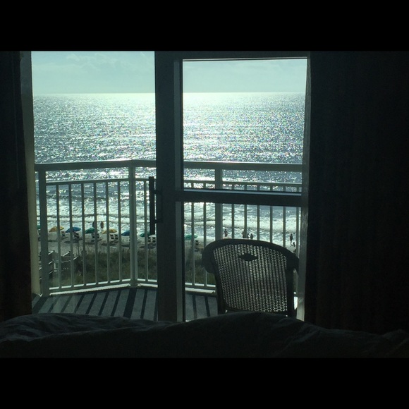 Meet your Posher, Lee