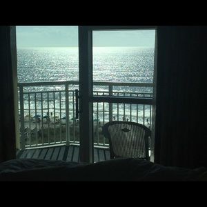 Meet your Posher, Lee