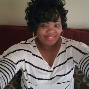 Meet your Posher, Nina