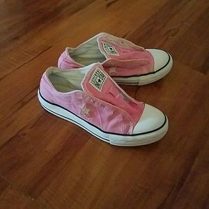 Girls converse 1 star tennis shoe