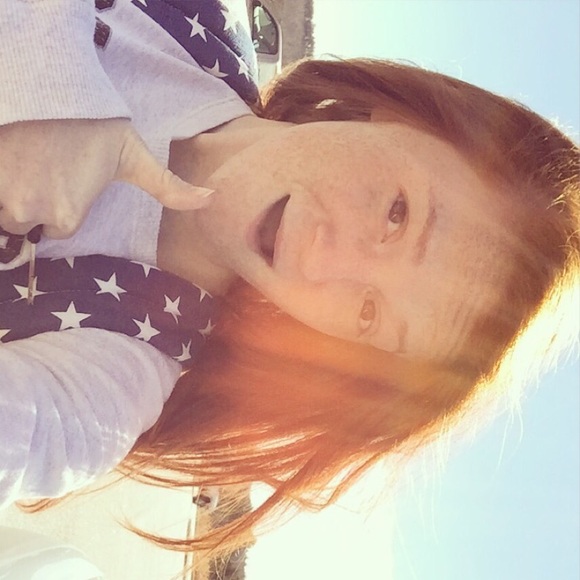 Meet your Posher, Krista - Picture 4 of 4