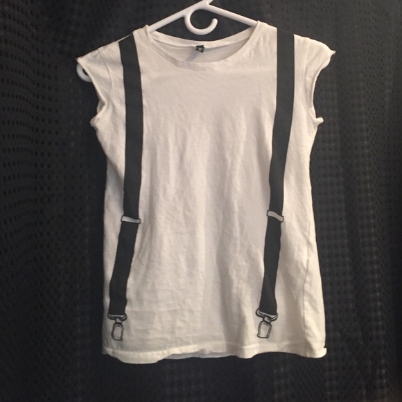 Fake suspender print T SHRIT