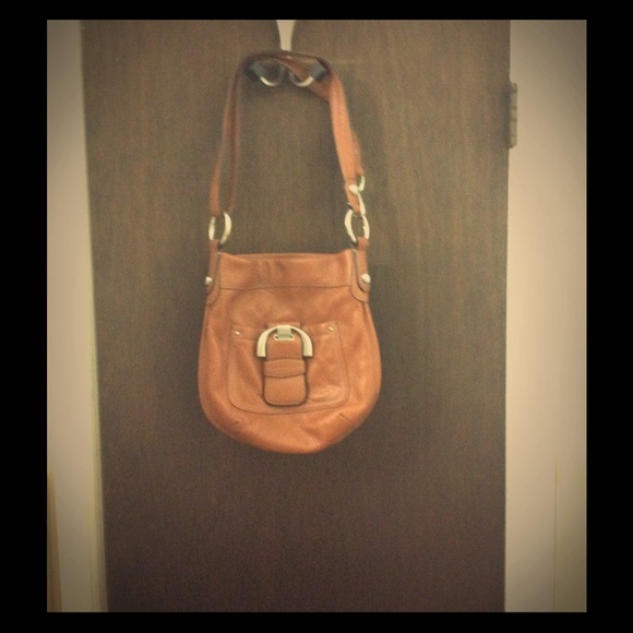 Leather Bag with Adjustable Strap and Key Fob 🍂🍁