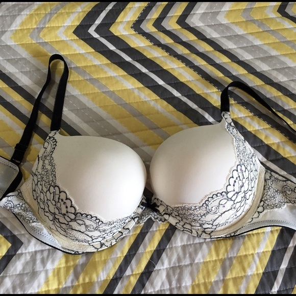 Victoria's Secret Push-up Bra