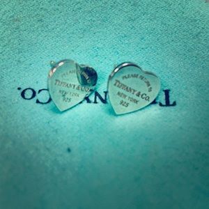 Return to Tiffany - Mini Heart Tag Earrings