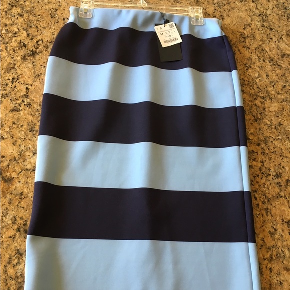 Zara Dresses & Skirts - ZARA Woman Horizonal stripped midi pencil skirt