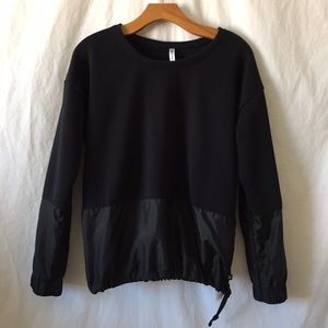 Fabletics black cinch sweatshirt