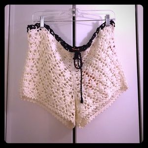 Tory Burch crochet shorts sz L...perfect coverup!!