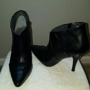 JESSICA SIMPSON BLACK BOOTIES worn once