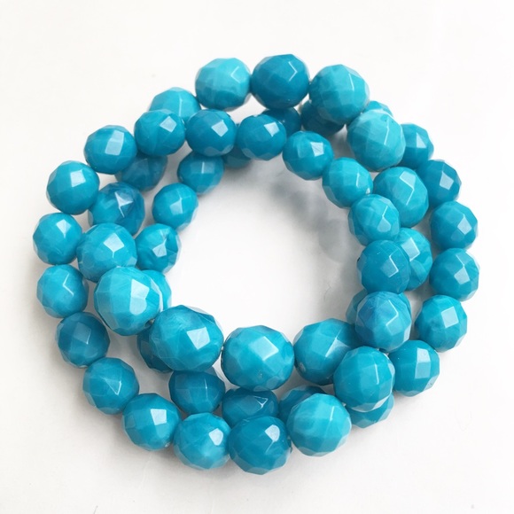 Jewelry - Turquoise beaded bracelets