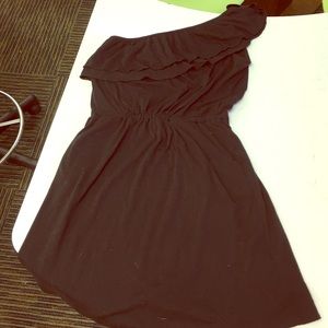 One shoulder ruffle black game day dress