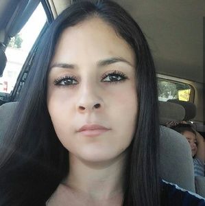 Meet your Posher, Marisol