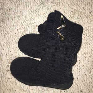 Sweater boots (like uggs)