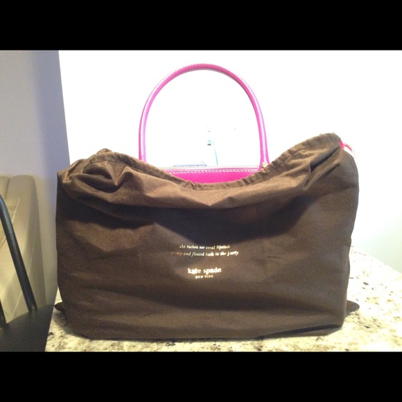 BRAND NEW NEVER WORN hot pink Kate spade bag