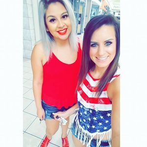 Meet your Posher, Taylor