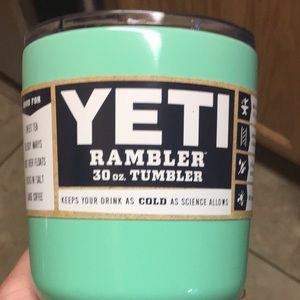 30 oz hot pink yeti cup for Ashley