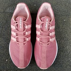 Women's Adidas SL Loop Racer