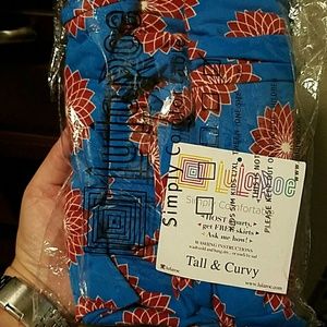 LuLaroe Red Flower Leggings