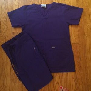 Women's scrubs set