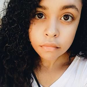 Meet your Posher, Sian