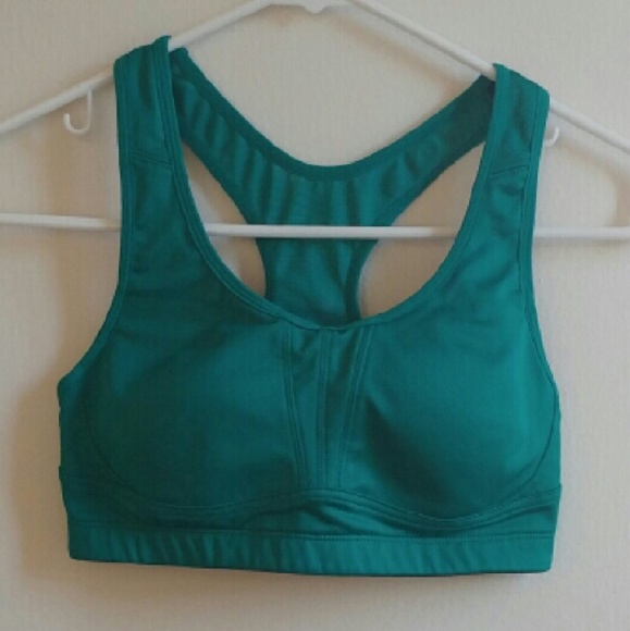 Saucony Athlete Avenger high impact sports bra