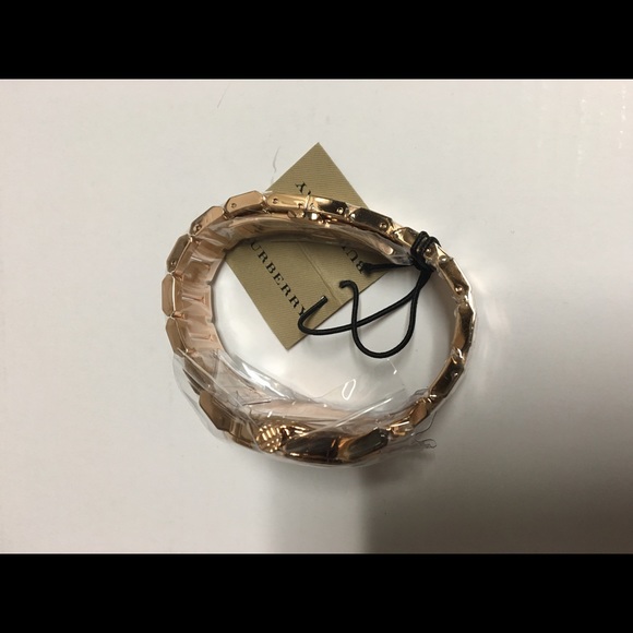 Rose Gold Burberry with Novacheck Print - Picture 2 of 3