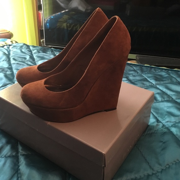 Bakers suede wedges