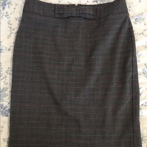 Loft bow pencil skirt