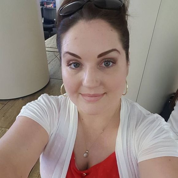Meet your Posher, Sarah - Picture 1 of 1