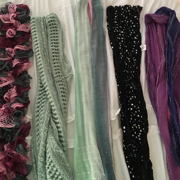 5 fun scarves