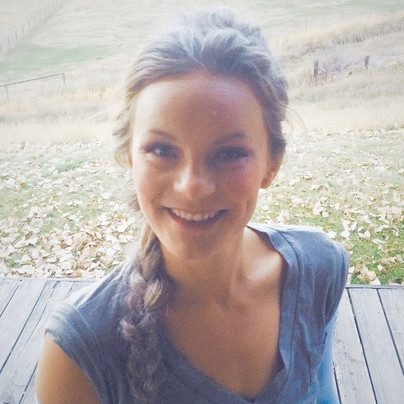 Meet your Posher, Christine