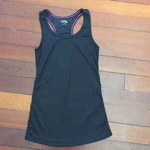 Athletic tank top