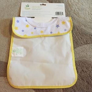 Disney Accessories - Nwt disney bib Disney Accessories - Nwt disney bib