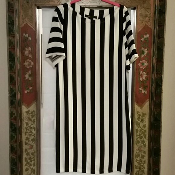 Dress...worn only once. - Picture 1 of 1