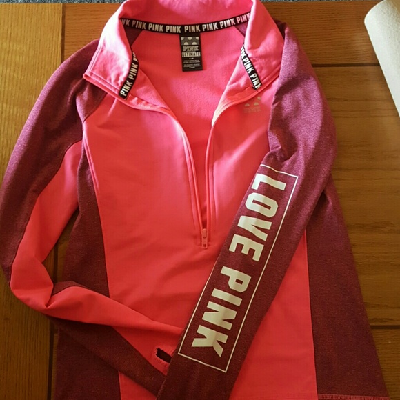 Victoria Secret Ultimate Half Zip Small