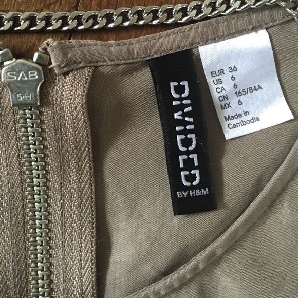 H&M Dividied tan dress - Picture 2 of 4