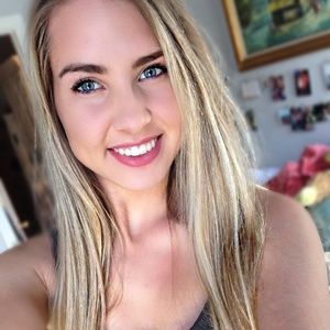 Meet your Posher, Kelsey