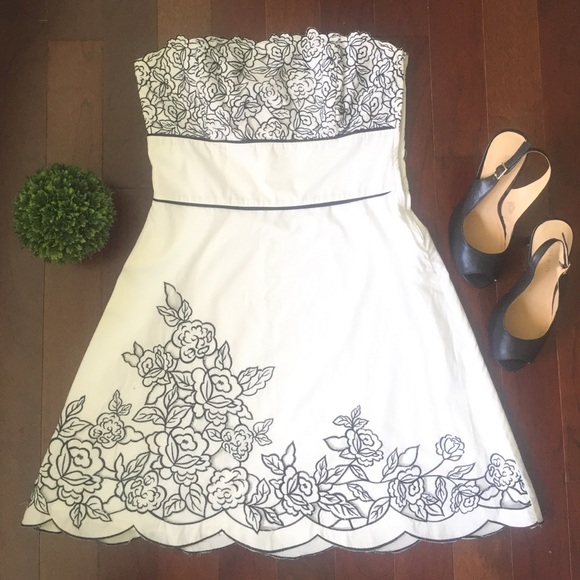 White House Black Market Dress - Picture 1 of 4