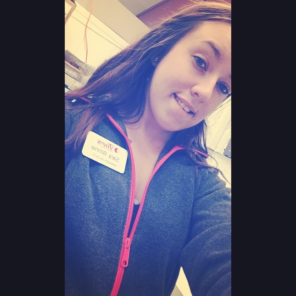 Meet your Posher, Sara - Picture 1 of 1