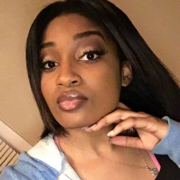 Meet your Posher, Monecia - Picture 1 of 1