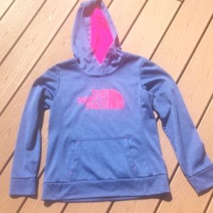 Medium North Face Sweatshirt