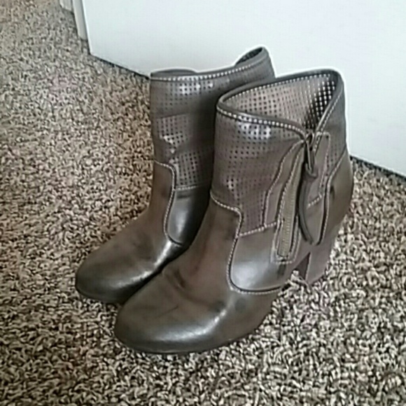 Distressed booties/ ankle boots - Picture 1 of 3