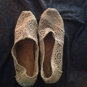 silver crochet toms, including original canvas bag