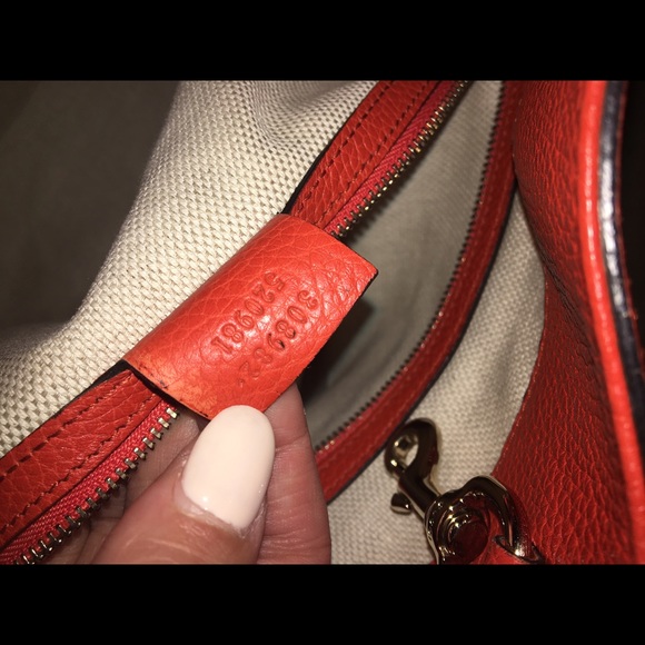 SOLD on 🅿️🅿️ Authentic Gucci Soho - Picture 4 of 4
