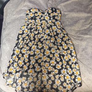 black, strapless sunflower dress!!!!