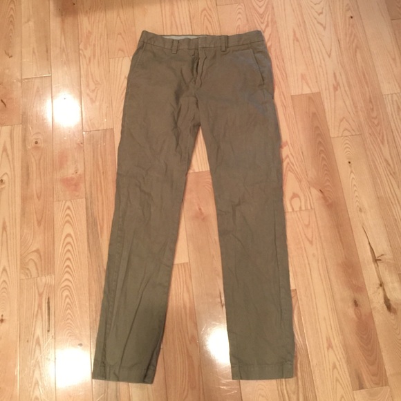 Banana Republic Aiden Chino